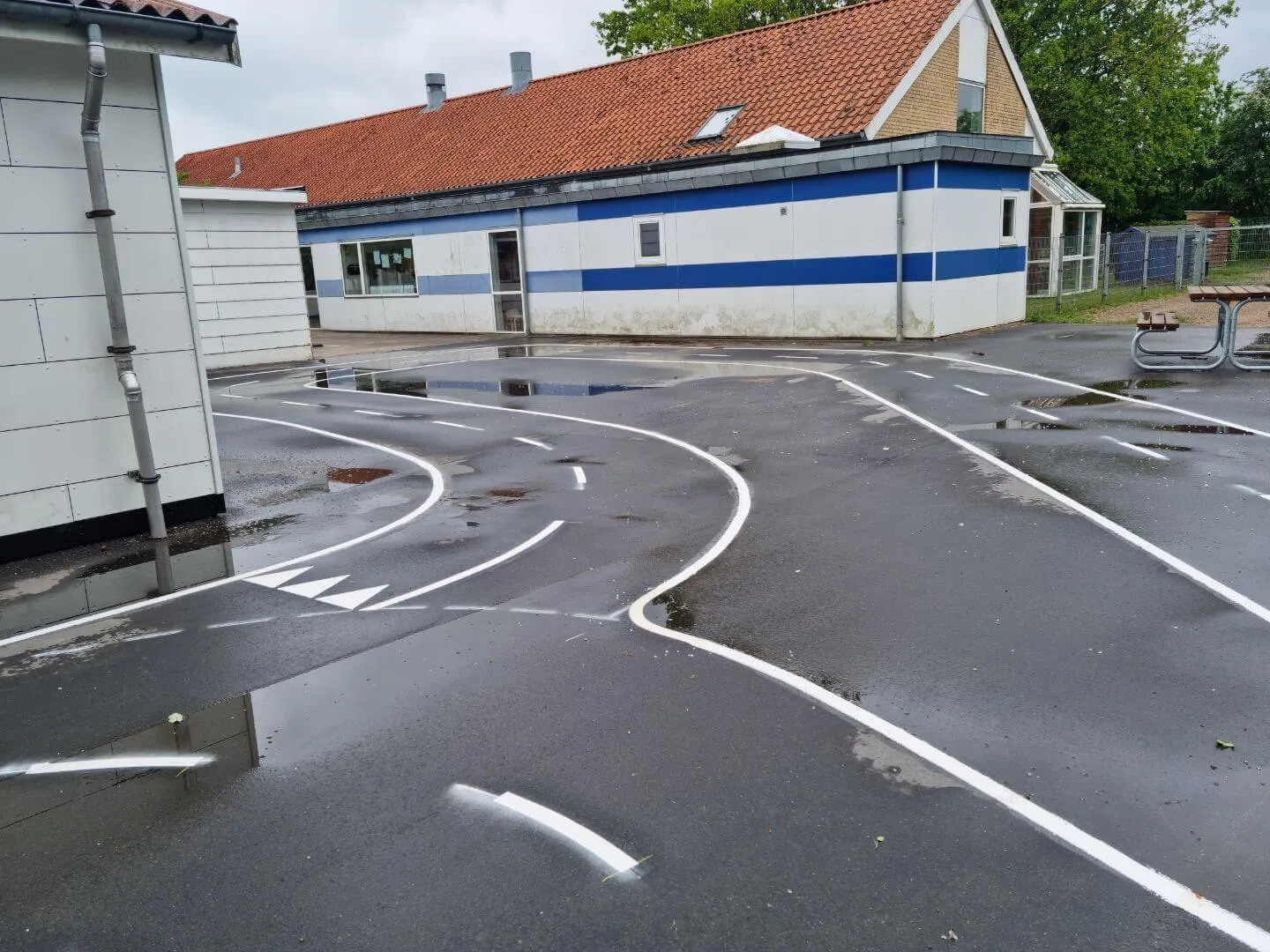 Cykelbane til opstregning på asfalt Cykelbane til opstregning på asfalt