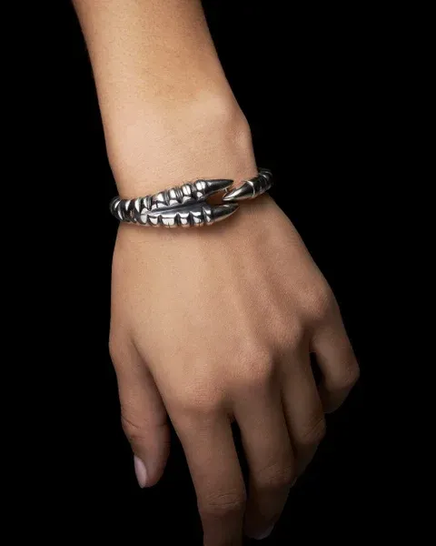 Maria Nilsdotter Claw Cuff DC-07-BRA-00