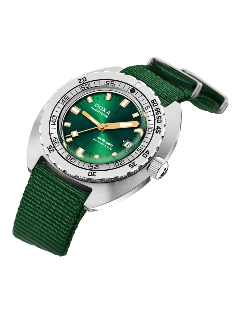 DOXA Sub 300 Sea Emerald 821.10.131.26-N