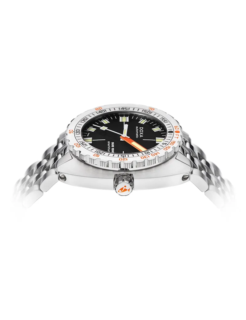 DOXA Sub 1500T Sharkhunter 883.10.101.10