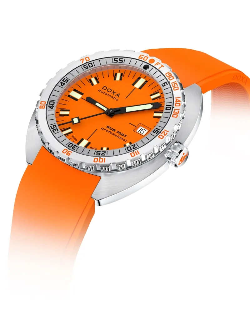 DOXA Sub 750T Professional 825.10.351.21