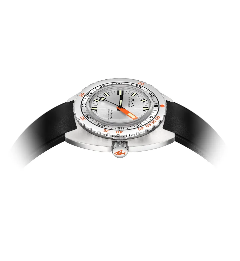 DOXA Sub 300 Searambler 821.10.021.20