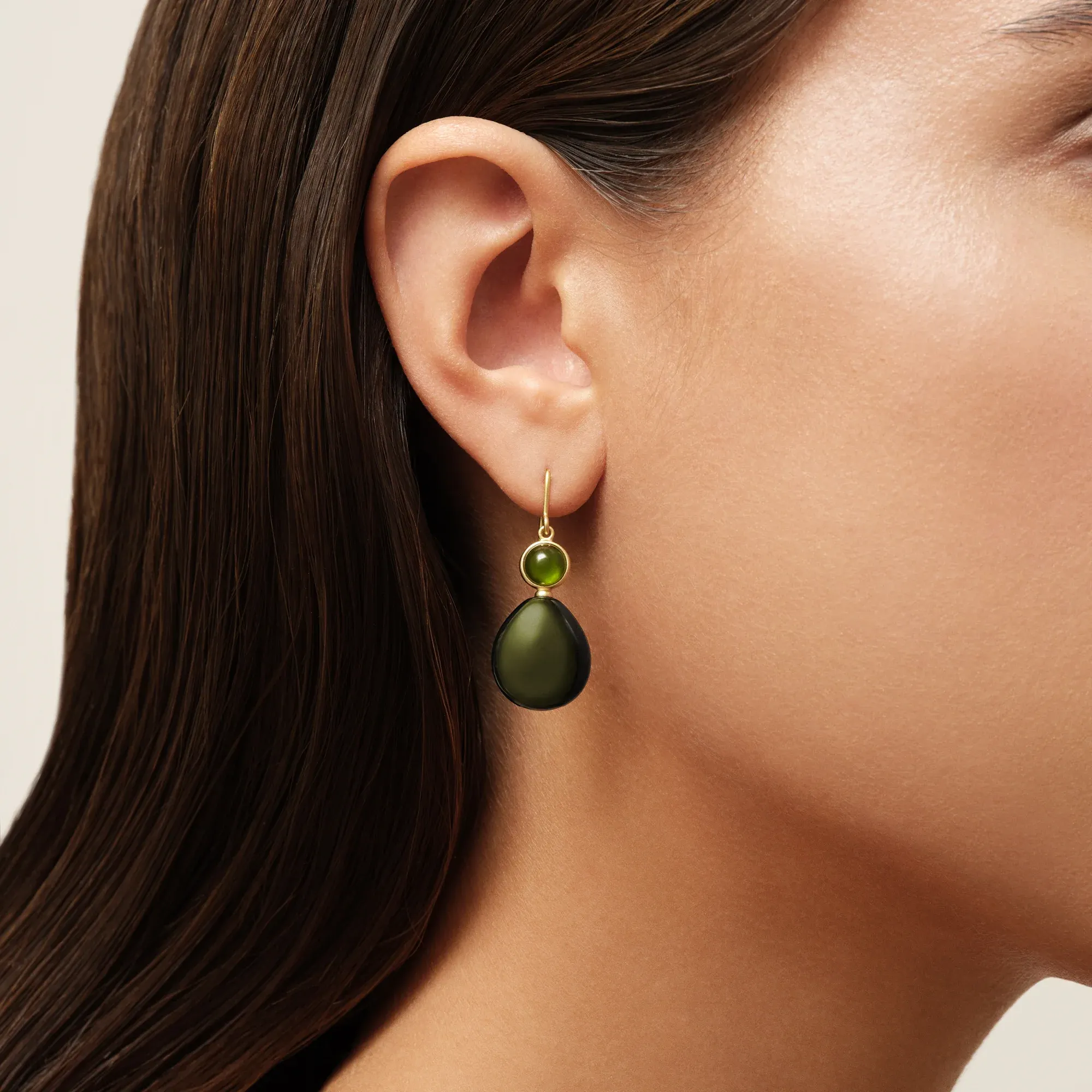 Julie Sandlau Prime Drop Øreringe Moss Green Og Olive Crystal HKS842GDMGOLCR