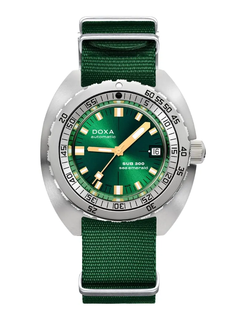 DOXA Sub 300 Sea Emerald 821.10.131.26-N