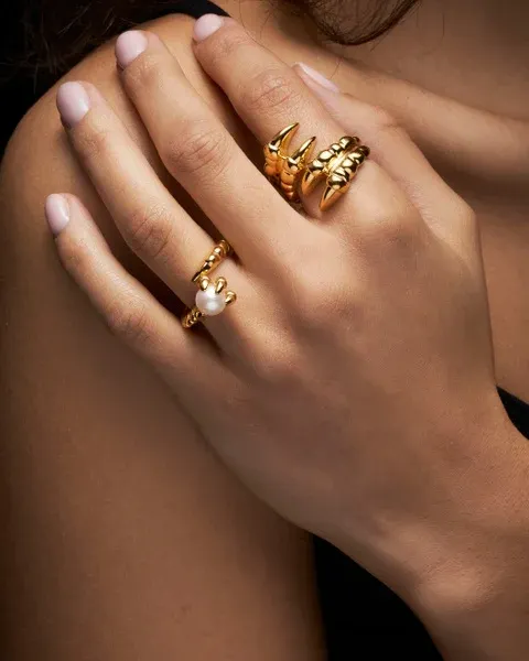Maria Nilsdotter Claw Pearl Ring CP-06-RIC-30
