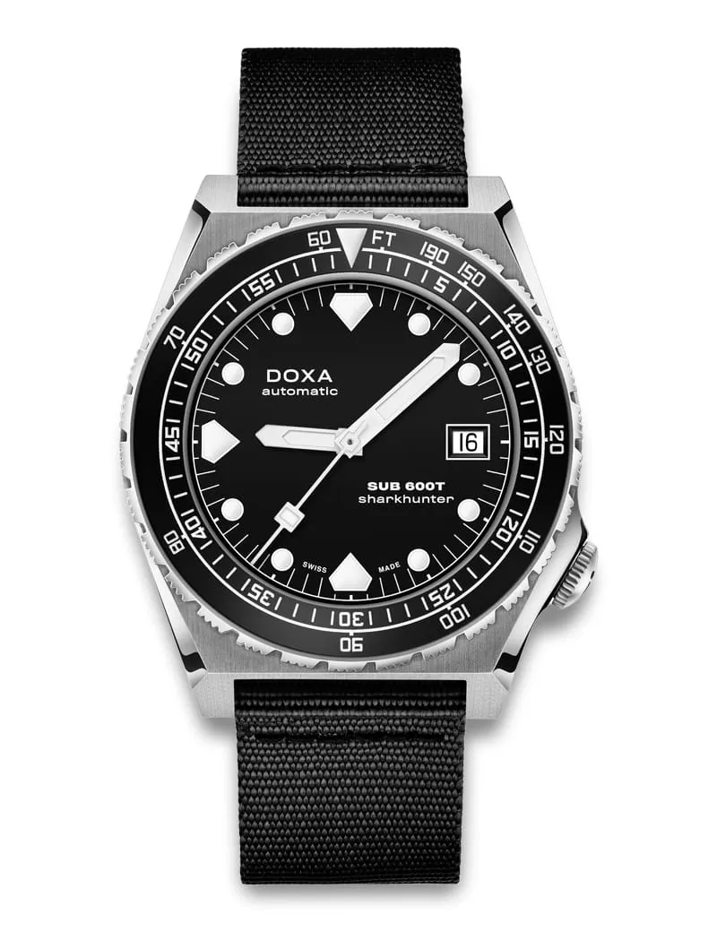 DOXA Sub 600T Sharkhunter B&W 861.10.101B.20-N