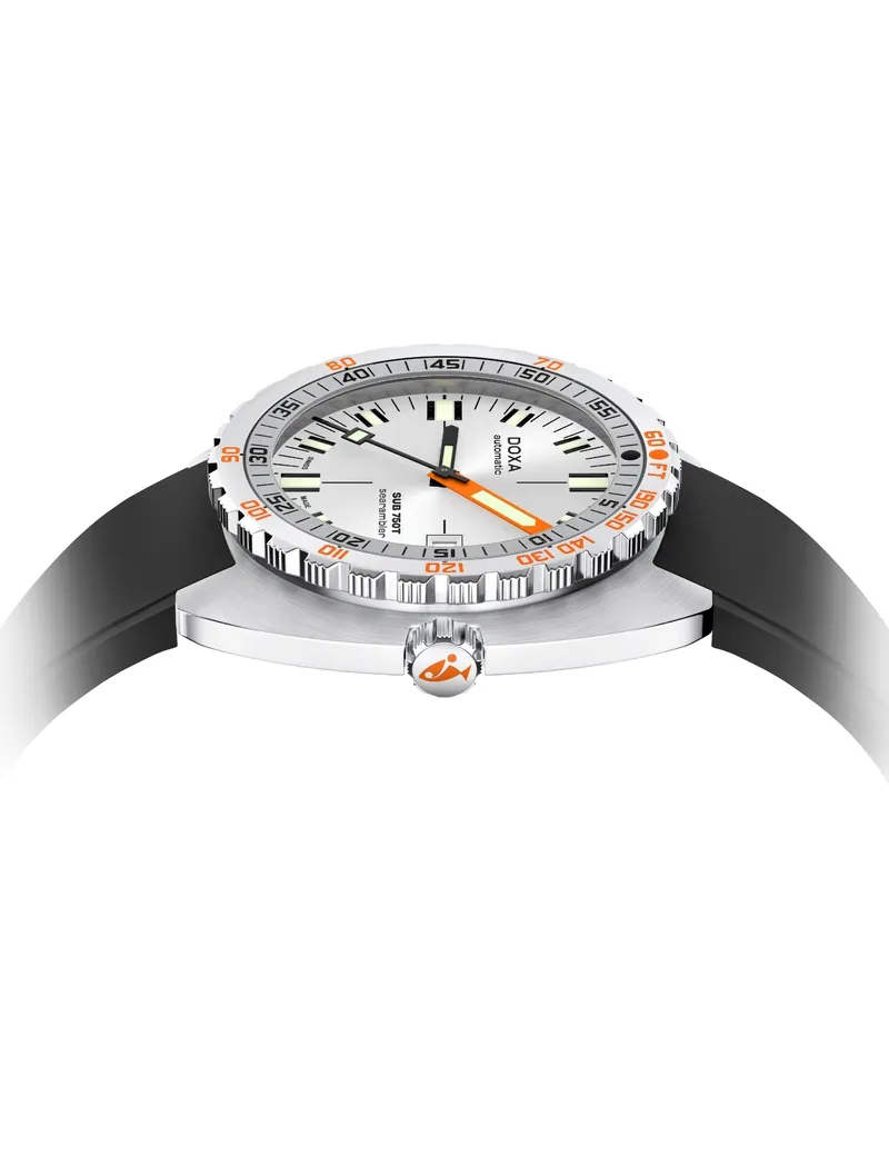 DOXA Sub 750T Searambler 825.10.021.20