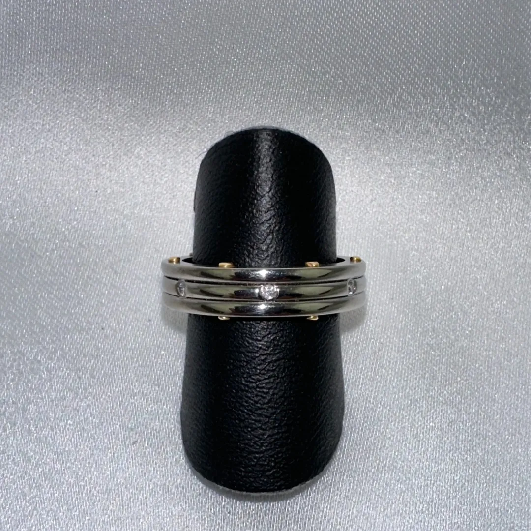 Ring i titan m. 7x0,01 ct. 110542