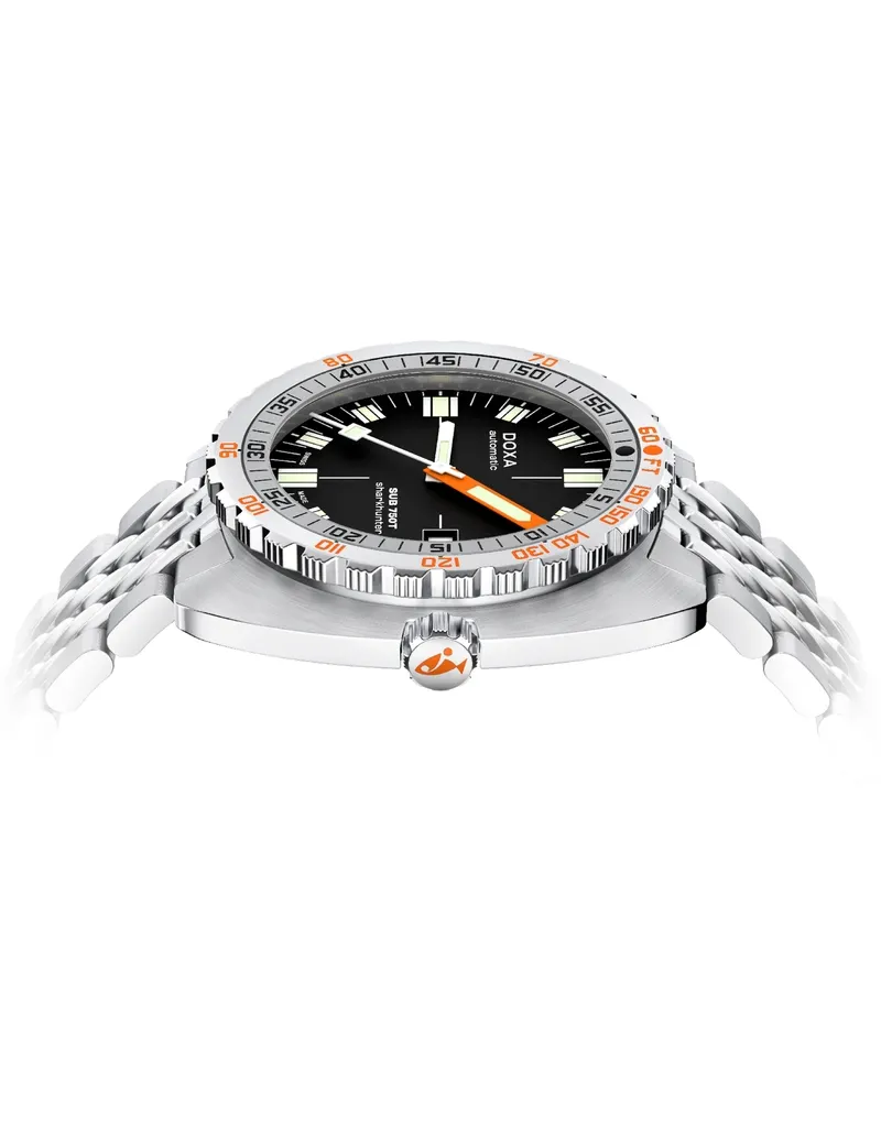 DOXA Sub 750T Sharkhunter 825.10.101.10