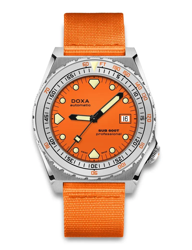 DOXA Sub 600T Professional 862.10.351.21-N