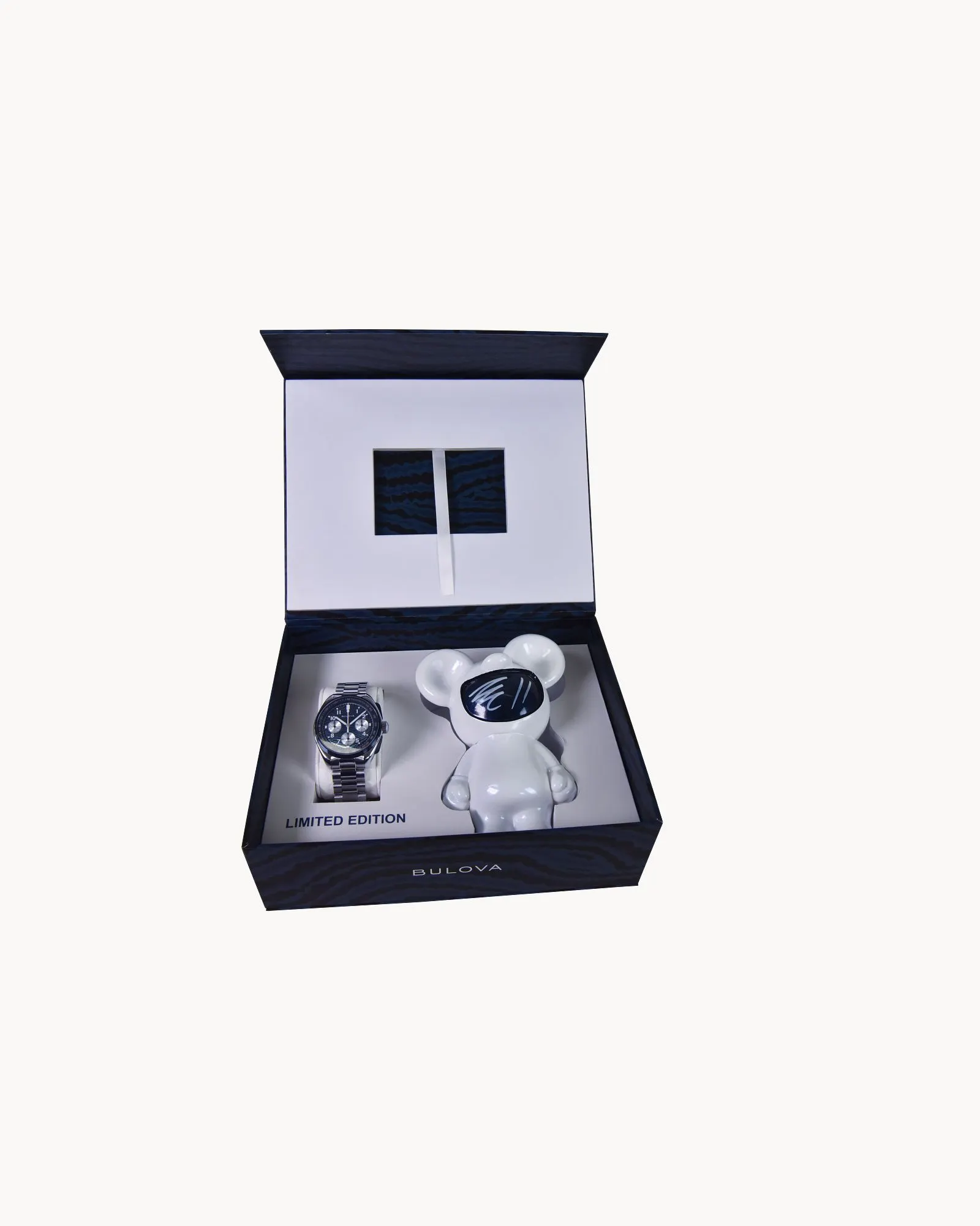 Bulova Lunar Pilot Timascus 98A329