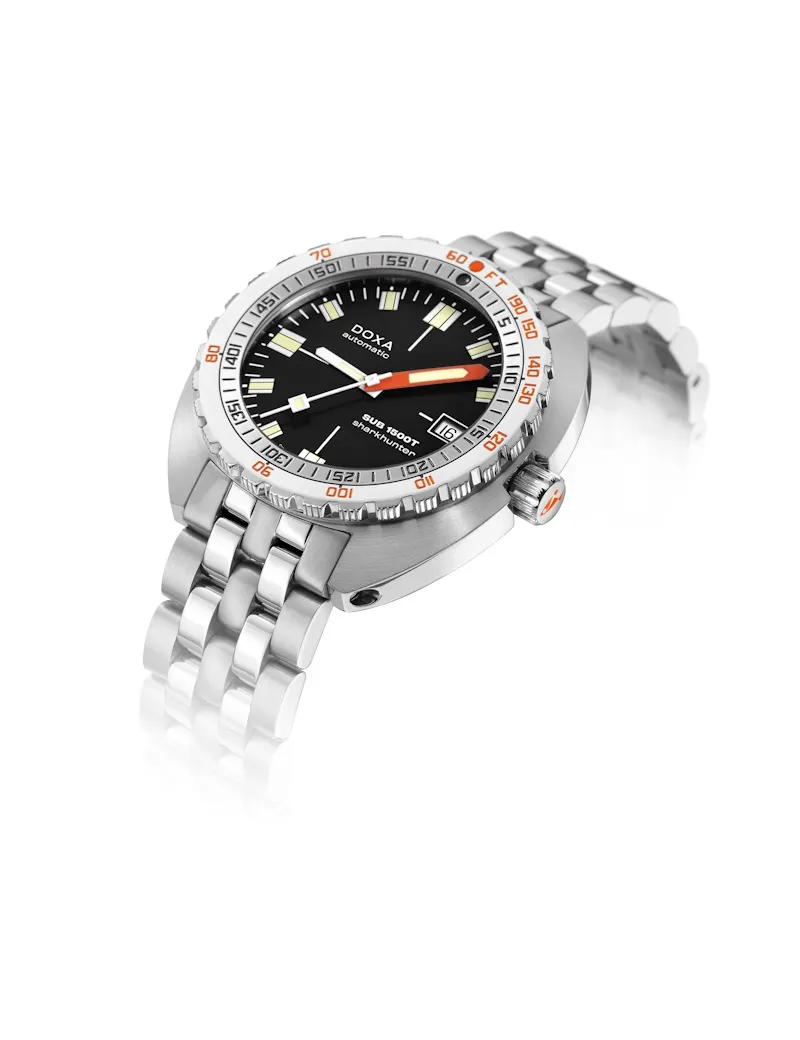 DOXA Sub 1500T Sharkhunter 883.10.101.10