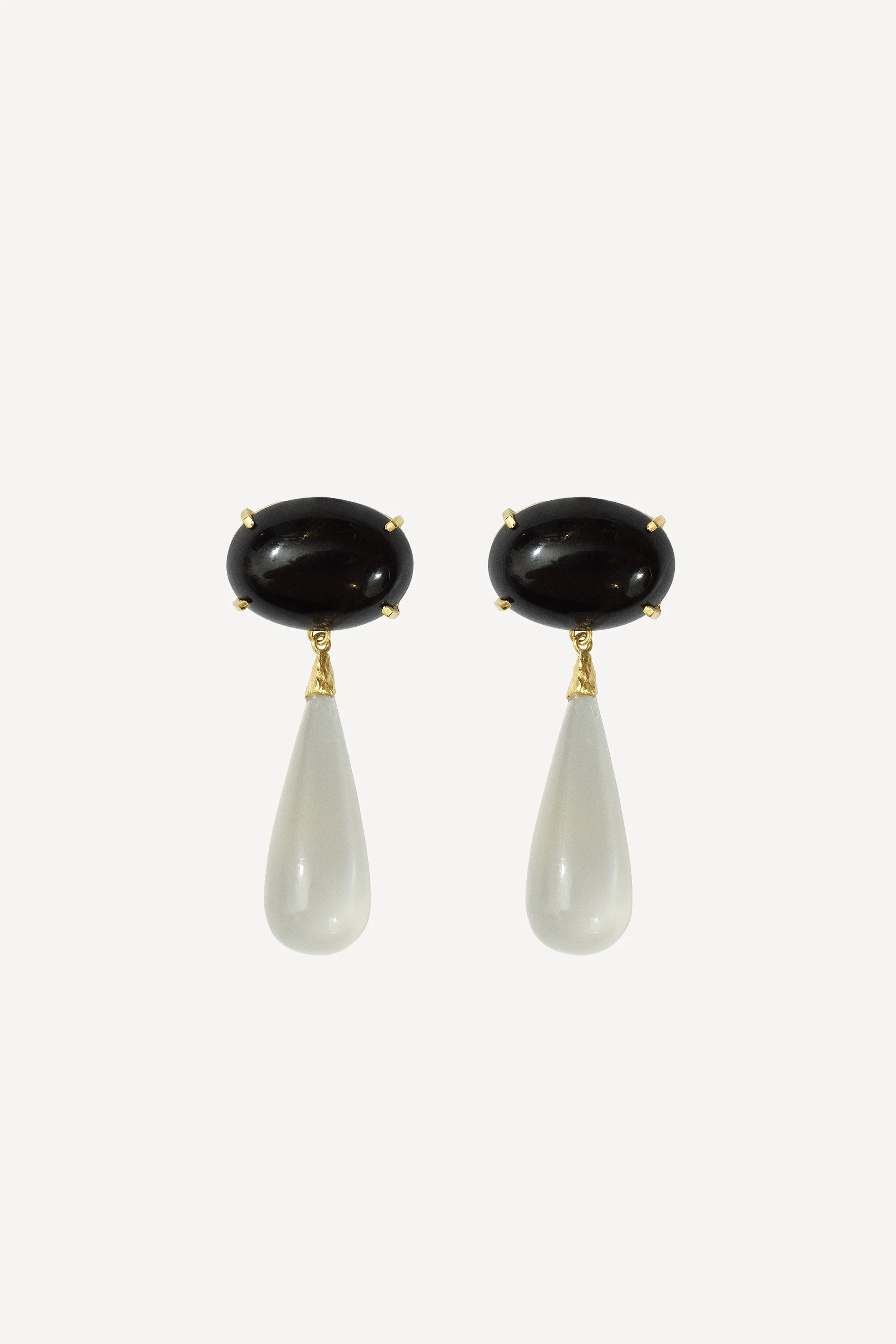 ELHANATI Opal Noir Viviana Onyx and Moonstone Øreringe ELH/ON/VIVIONYXMOONGP25