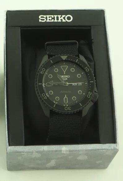 Seiko 5 Sports Ur SRPD79K1