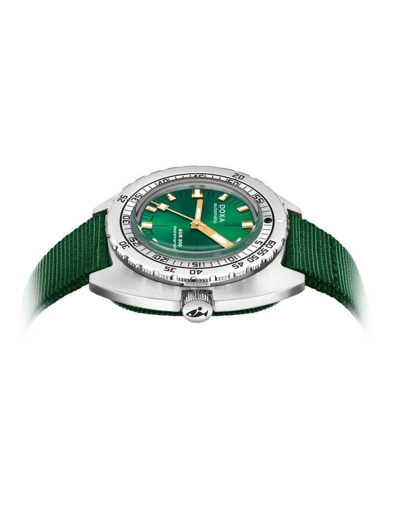 DOXA Sub 300 Sea Emerald 821.10.131.26-N
