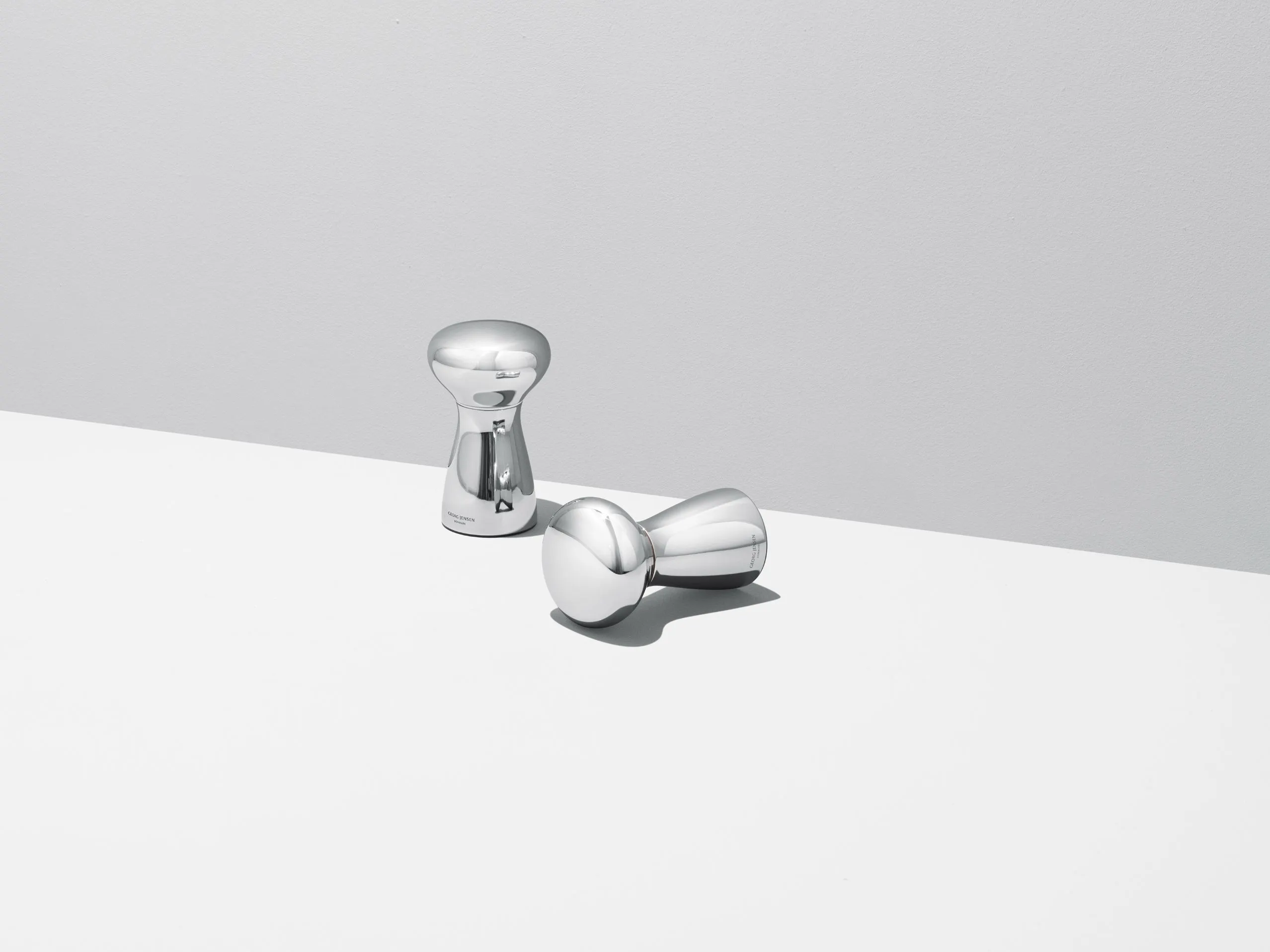 Georg Jensen Alfredo Salt- og Peberkværn Lille 3586040