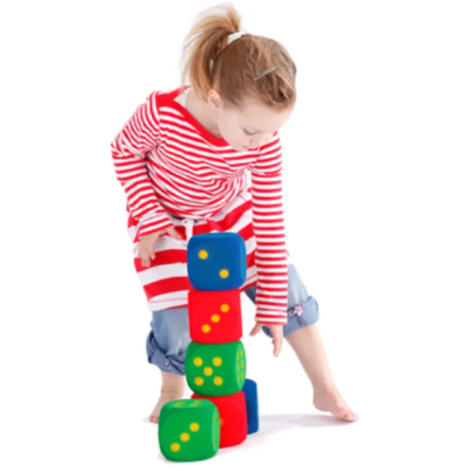 Volley® -vaahtokuutio – Koko: 16 x 16 cm. P: 90 g