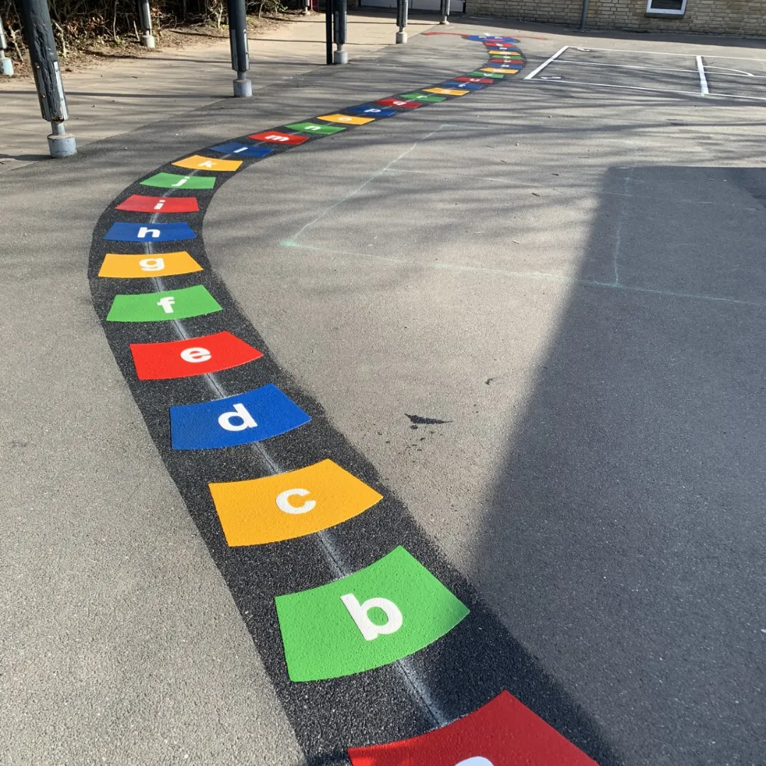 Termoplast Kålorm med alfabetet