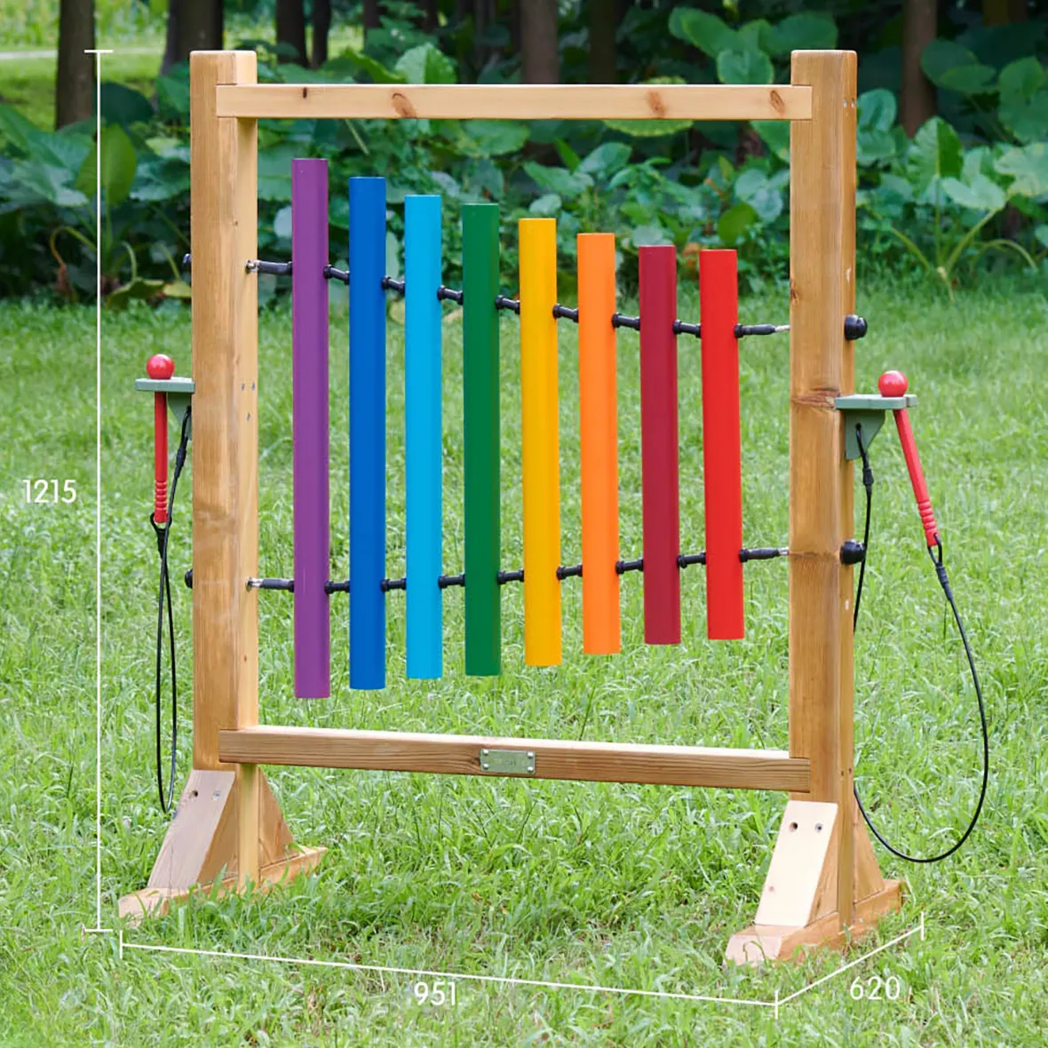 Vertikale lydrør – musikk og sanselek for barn