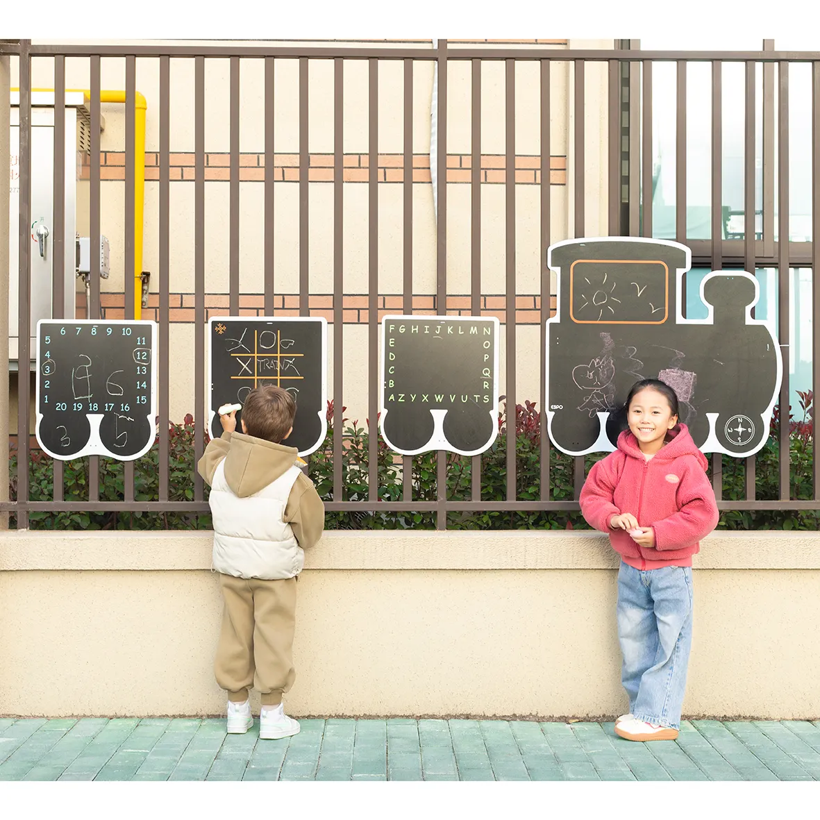 Utendørs krittavletog 4 stk