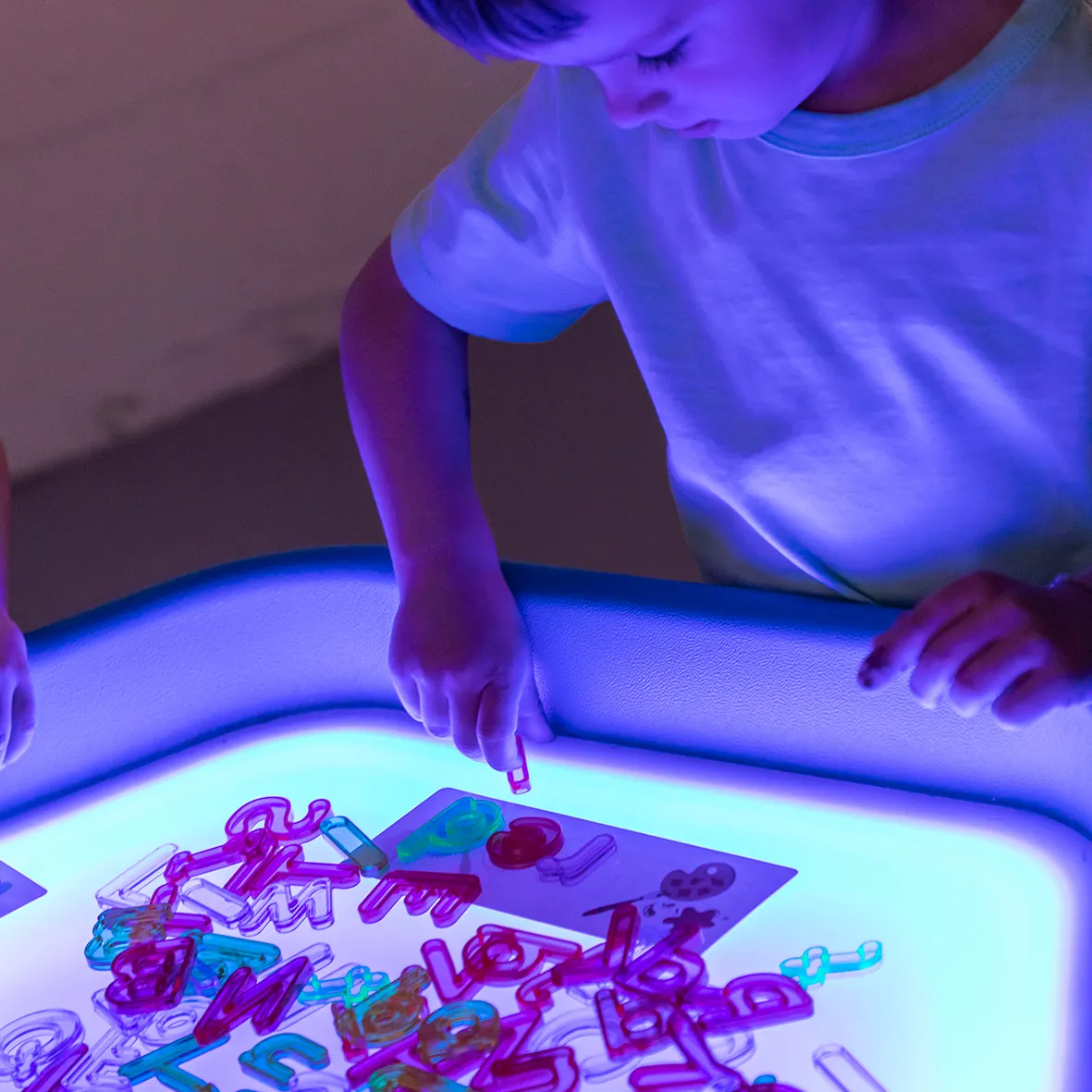 LED sensorisk bricka med stativ