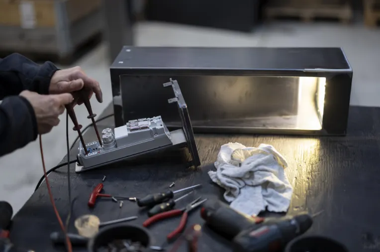 Produktion - Montage - Lampas