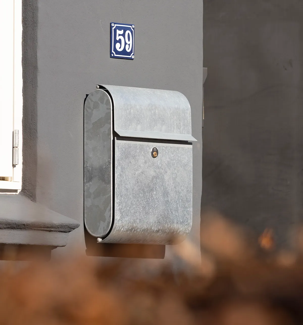 Væghængt LIBER L17 og L18 postkasse