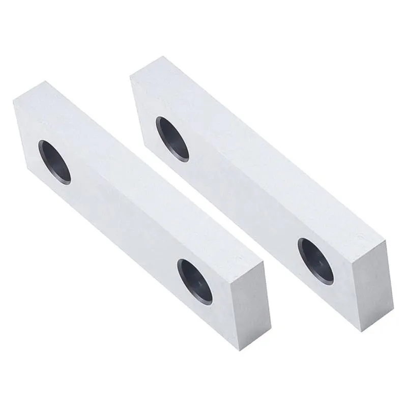 2 Pairs of clamping jaws for ALD-60  A = 152 - B = 58 - C = 17