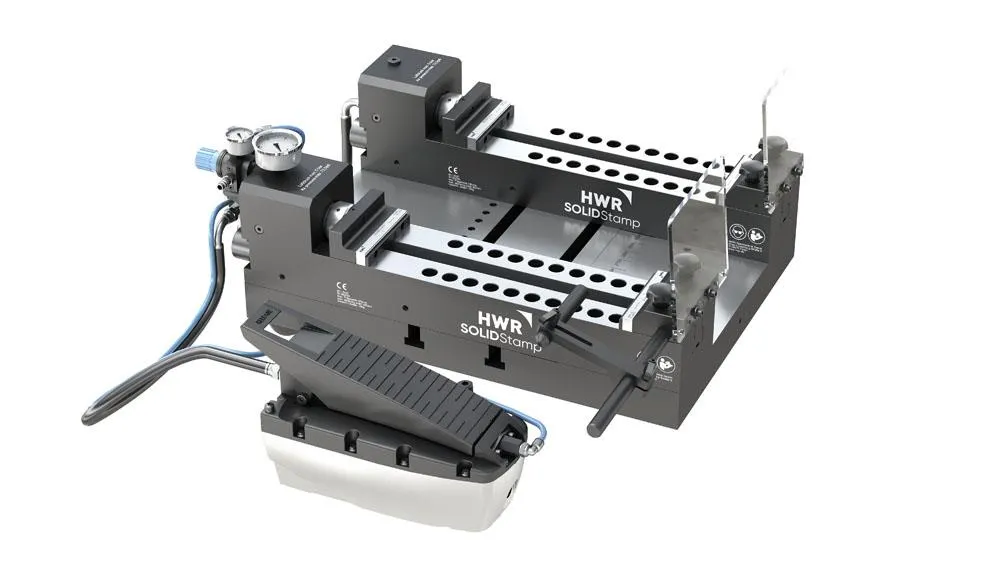 Additional extended stamping vice for