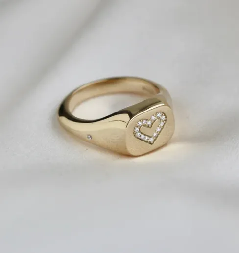 Ro Copenhagen Rock My Heart Signetring Solid Guld R108Y106